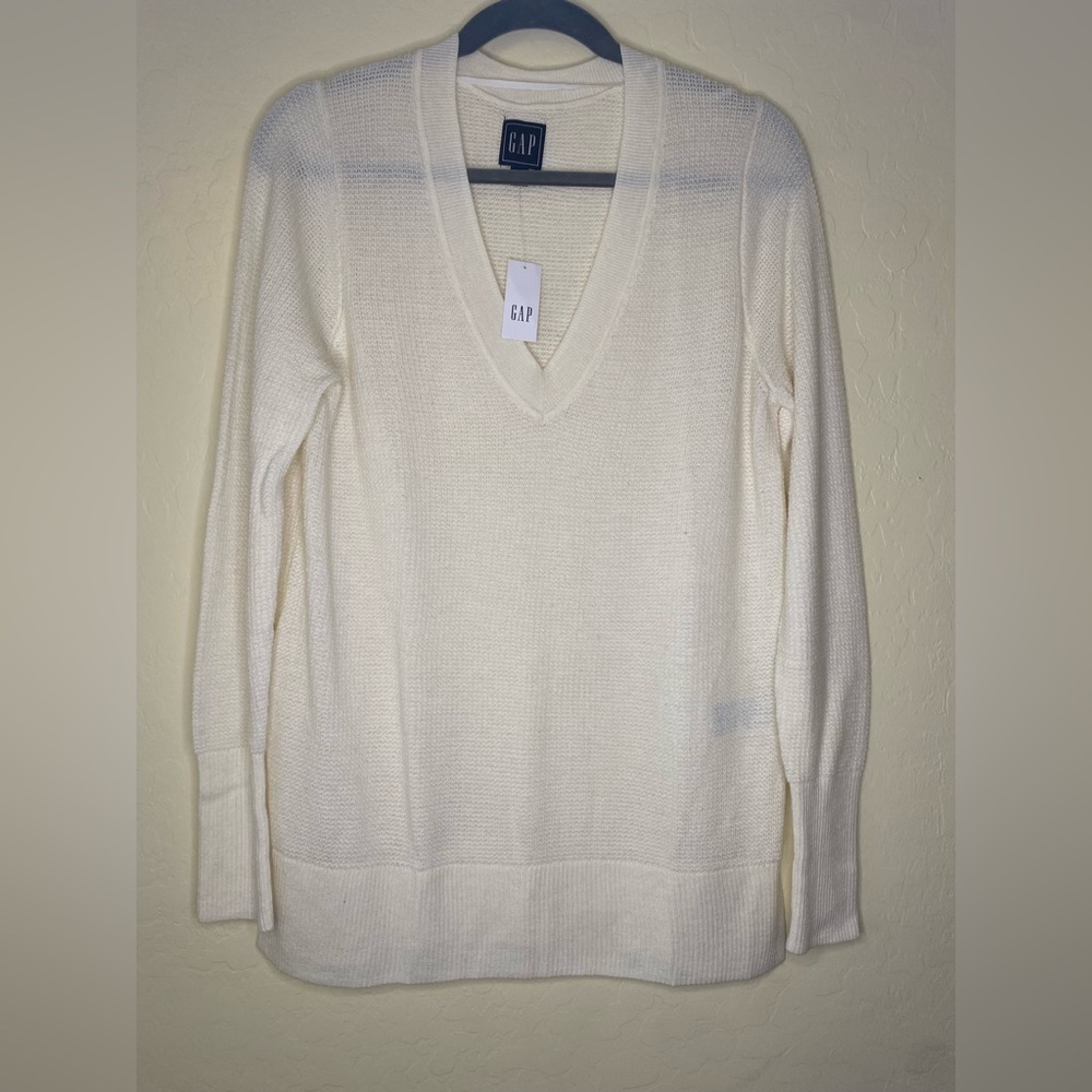 NWT Gap Knit Sweater